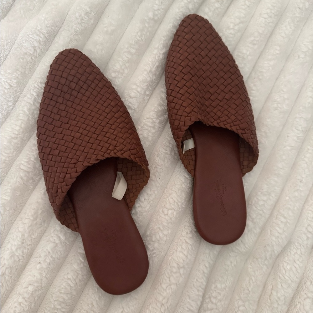 Size 8 mules